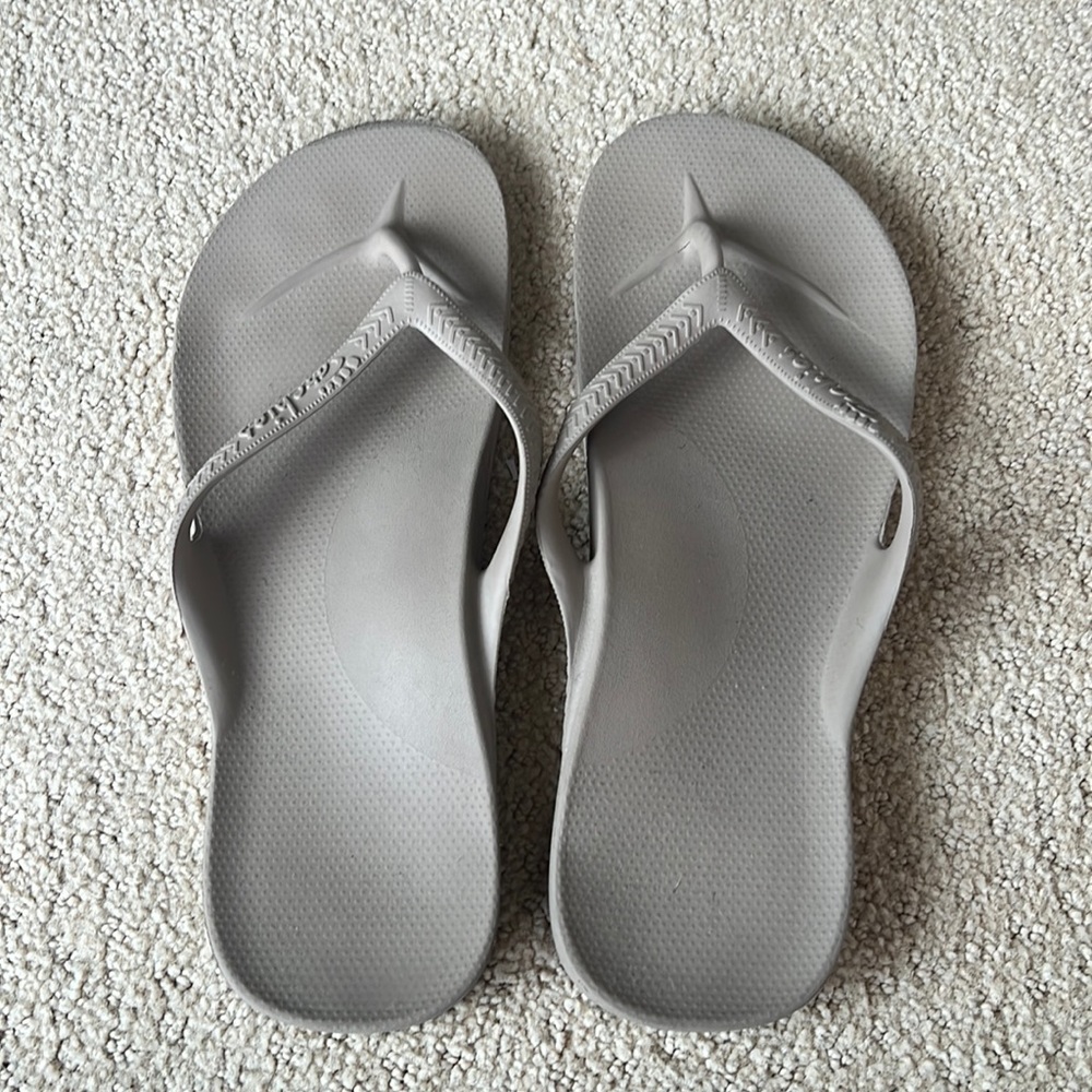 Archies Gray Comfy Flipflops